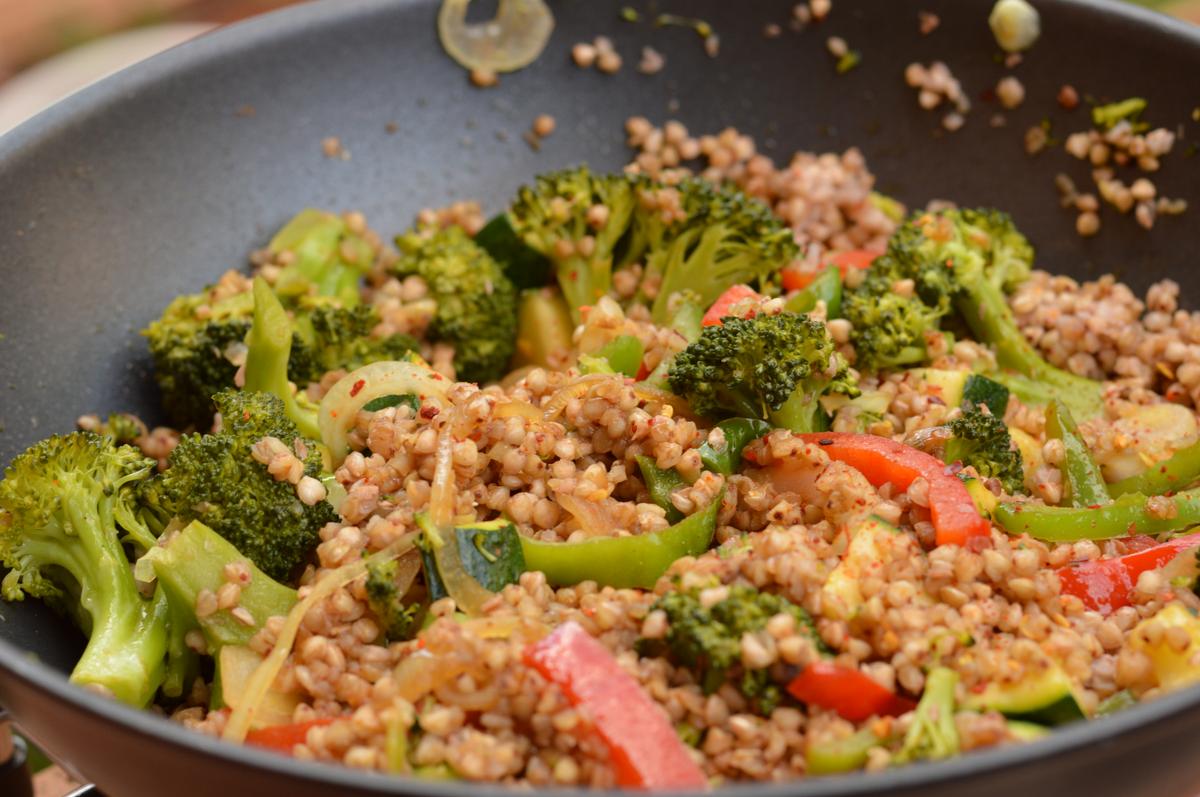 Wok de trigo sarraceno y verduras - El clan de los sin trigo