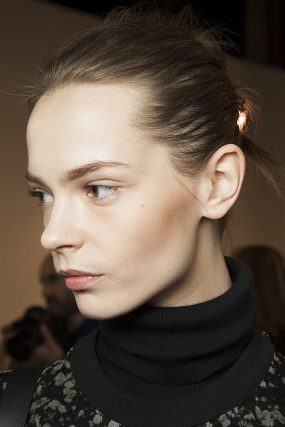 tendencia_maquillaje_minimal_pasarela