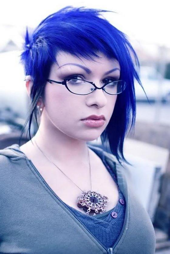 cabello largo tipo rockero