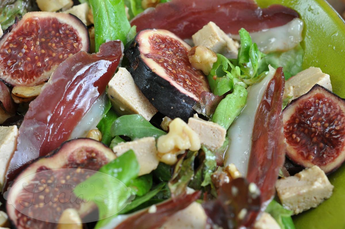 Ensalada higos jamón pato foie