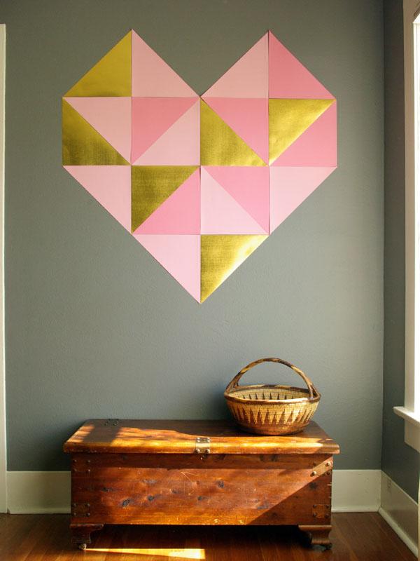 vinilo-decorativo-corazon-triangulos
