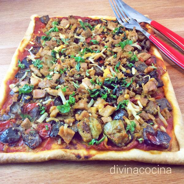 coca-de-verduras-y-atun