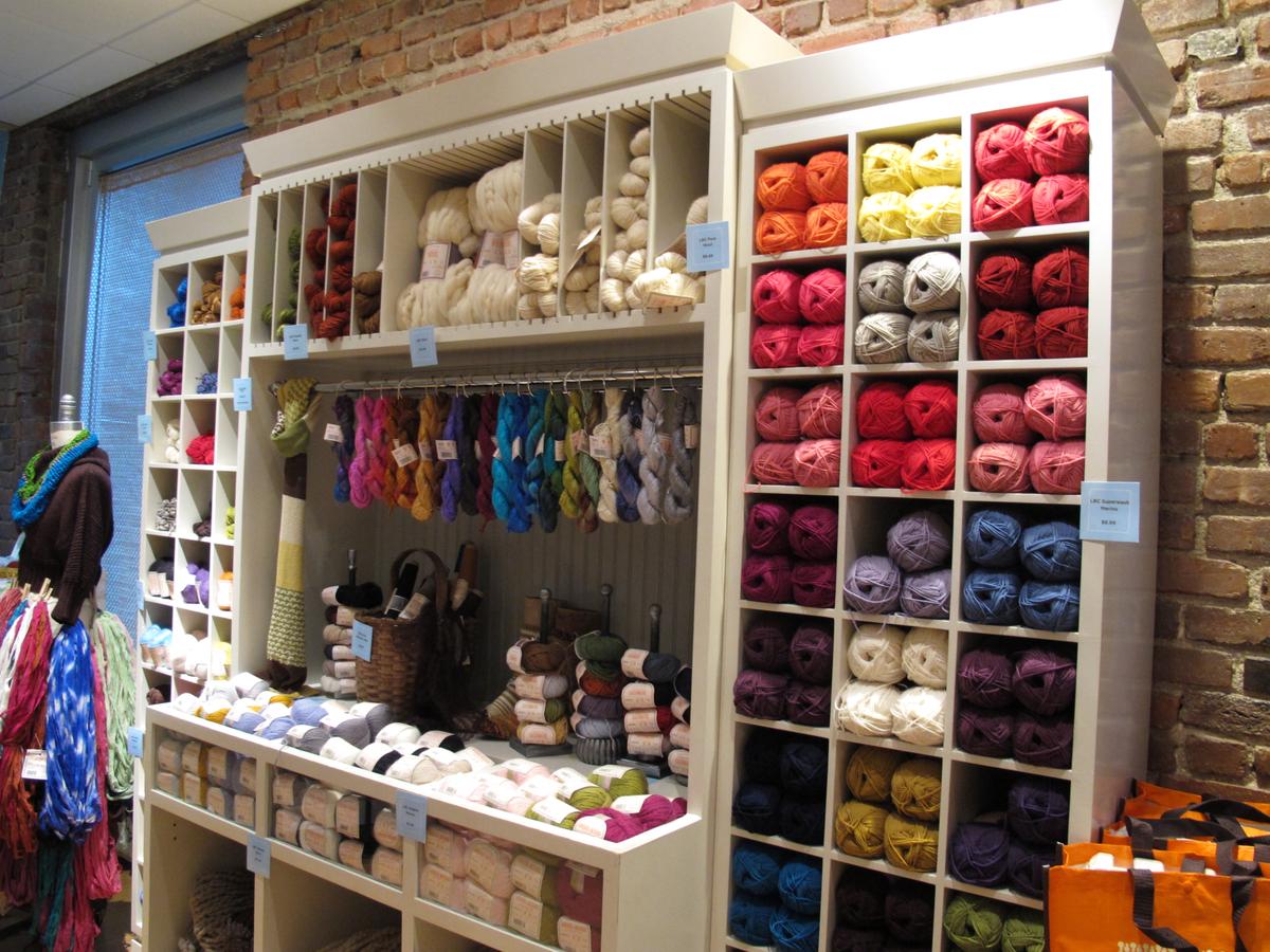 Lanas Martha Stewart. Lion Brand