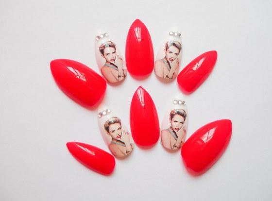 uñas artificiales miley cirus