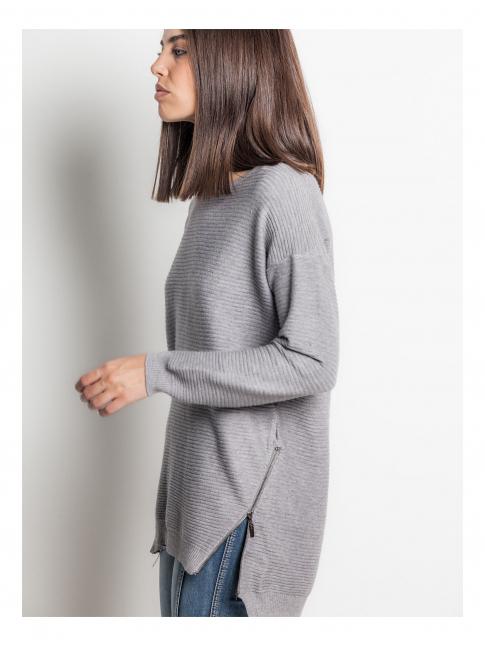 jersey-con-aberturas-laterales-50301