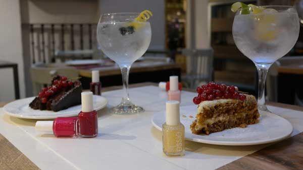 cakes&tonics