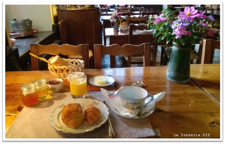 (10) La Tenderia DIY_Rincon de lectura_Perouges