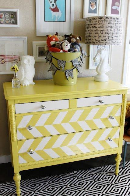 decoracion moderna con rayas a little glass box