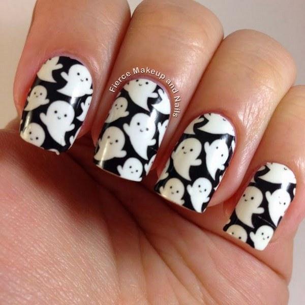 fantasmas en tus uñas