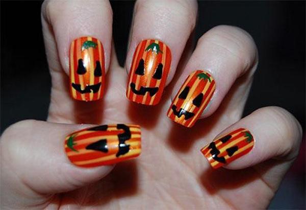 uñas con calabazas para halloween