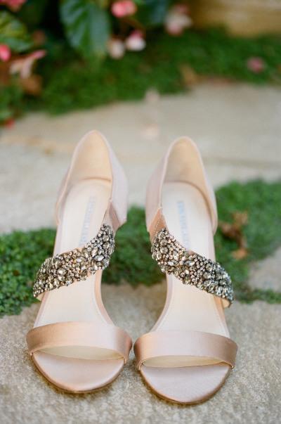 hermosos-fabulosos-zapatos-de-novias-disenadores-chic-colores-elegantes-Vera-Wang-Lavender