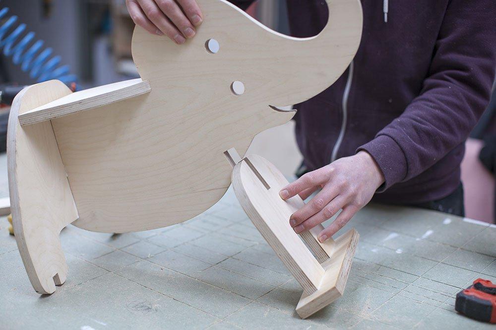 balancin de madera elefante montaje patas