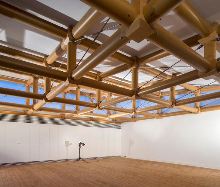 construcciones de Shigeru Ban con tubos de cartón