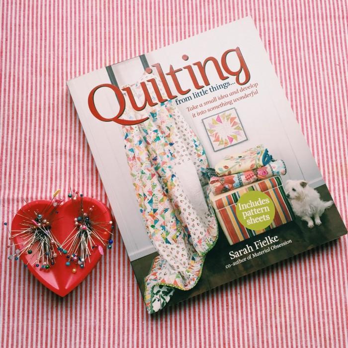"Quilting from little things" por Sarah Fielke