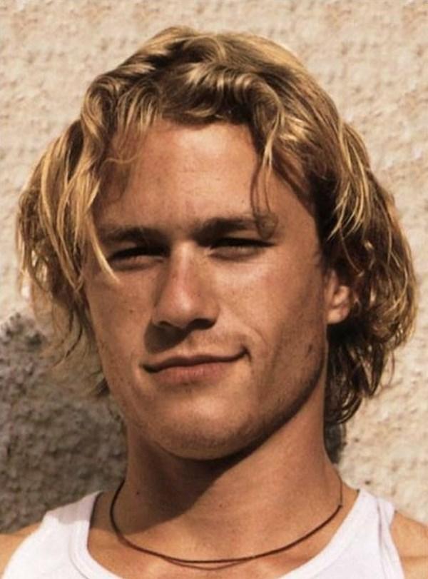 cabello ondulado hombres