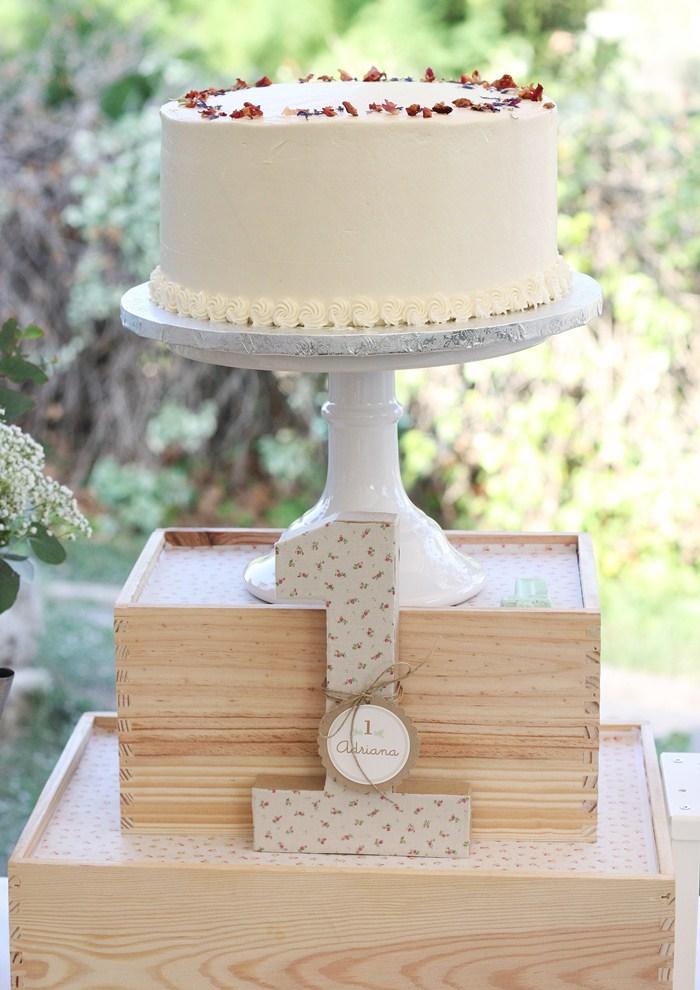 Un primer cumpleaños dulce - Decoración de fiestas en All Lovely Party