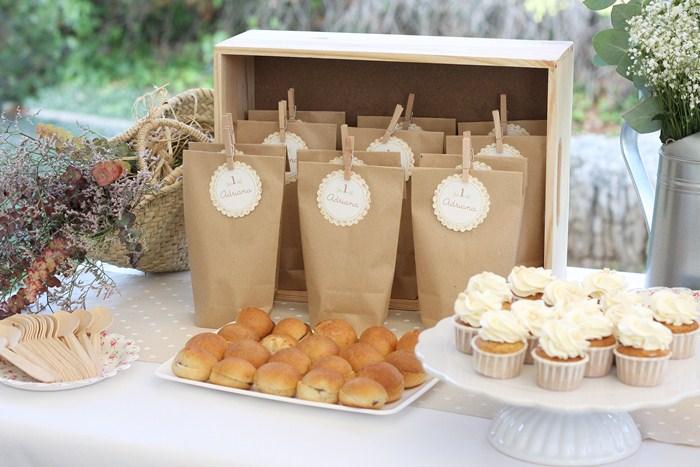 Un primer cumpleaños dulce - Decoración de fiestas en All Lovely Party