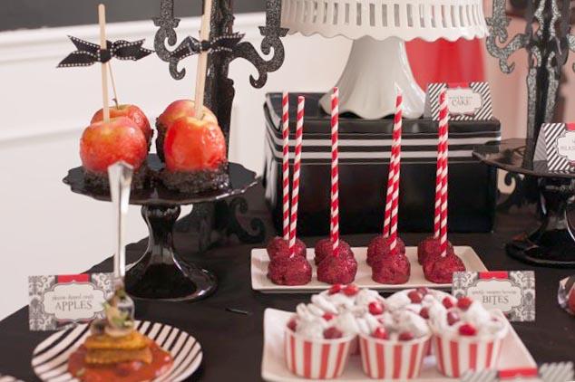 Decoración de fiesta de Halloween en All Lovely Party