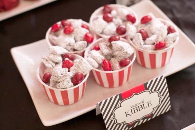 Decoración de fiesta de Halloween en All Lovely Party