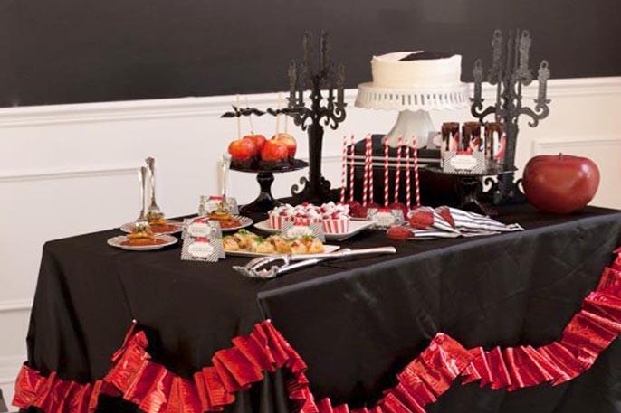 Decoración de fiesta de Halloween en All Lovely Party