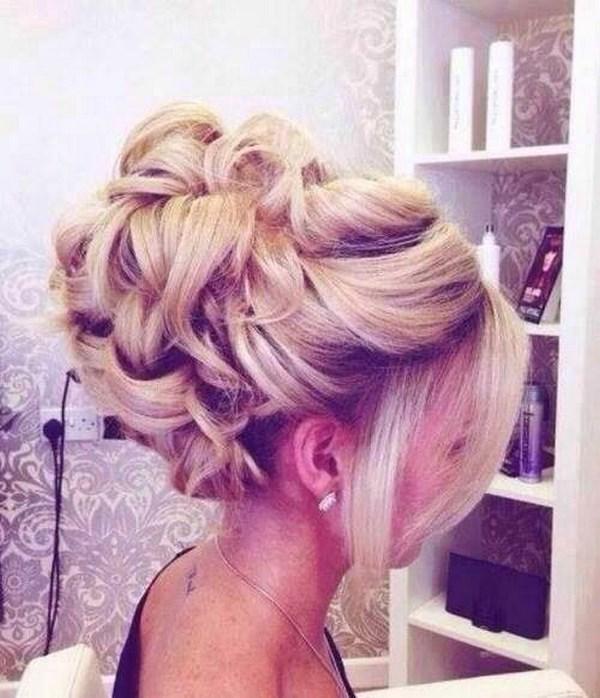 peinado recogido cabello largo