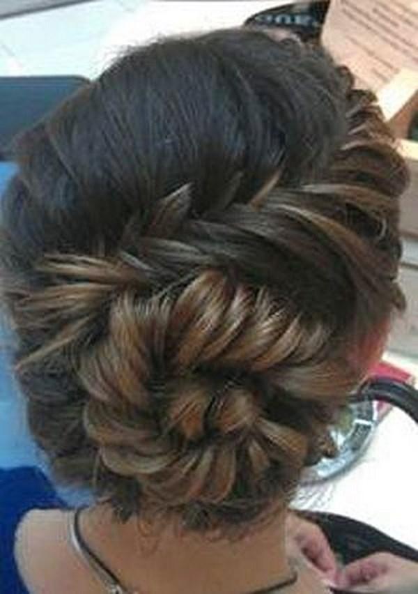 peinado trenzado recogido para cabello largo