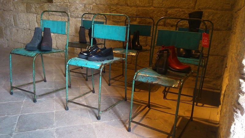 stand de feria para zapatos 7