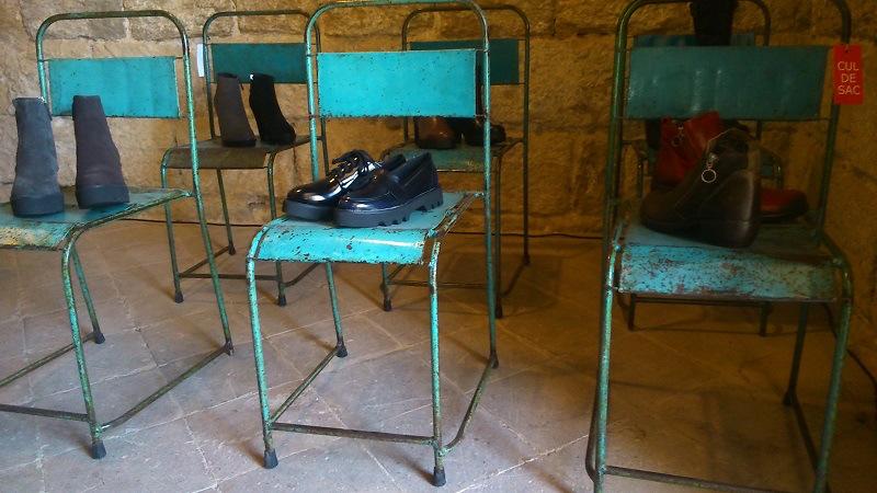 stand de feria para zapatos 2