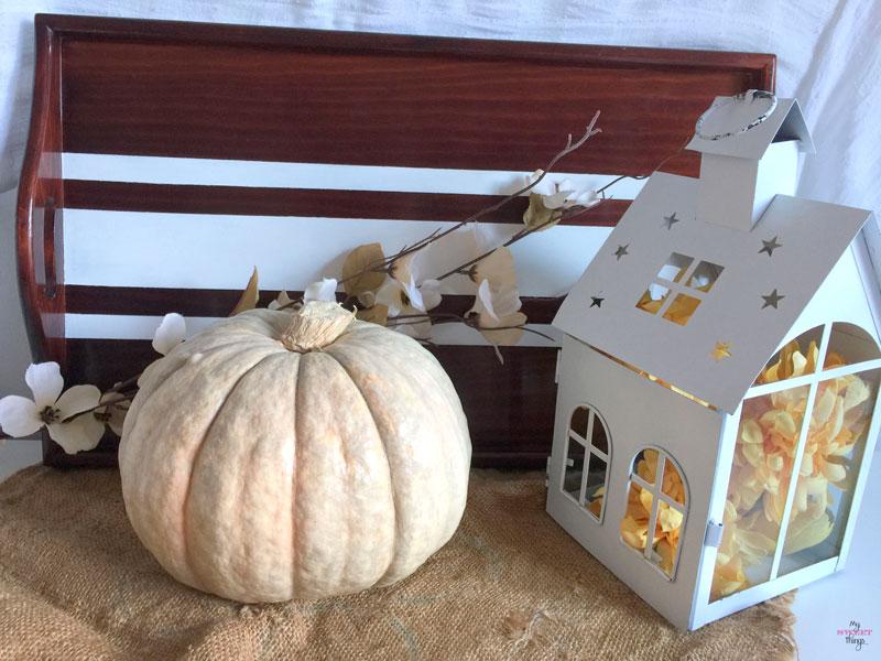 Our Fall Vignette | www.sweethings.net