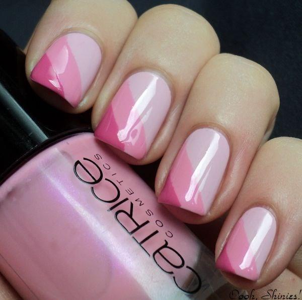 uñas rosa con cintillas