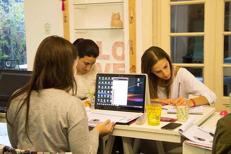 talleres a color_ madres hay muchas (1)