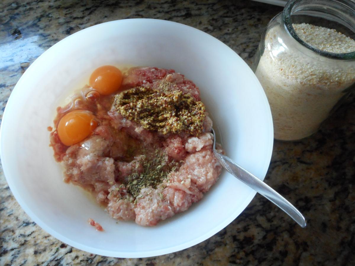 Albóndigas pollo tomate