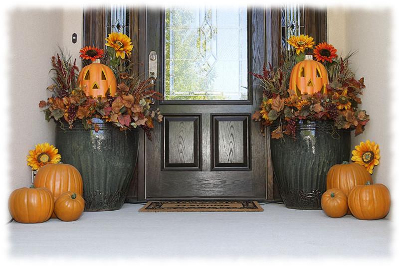 #DecoraciónHalloween de un porche. Photo © Jason Lugo