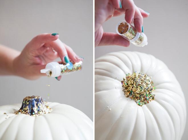 SomethingTurquoise-DIY-Pumpkin-Guest-Book-0005