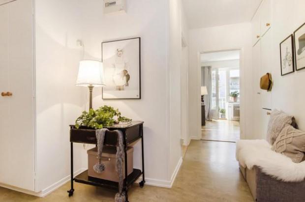 Carro auxiliar en la entrada