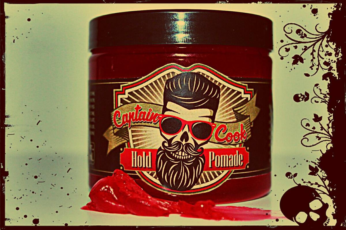HOLD POMADE CAPTAIN COOK