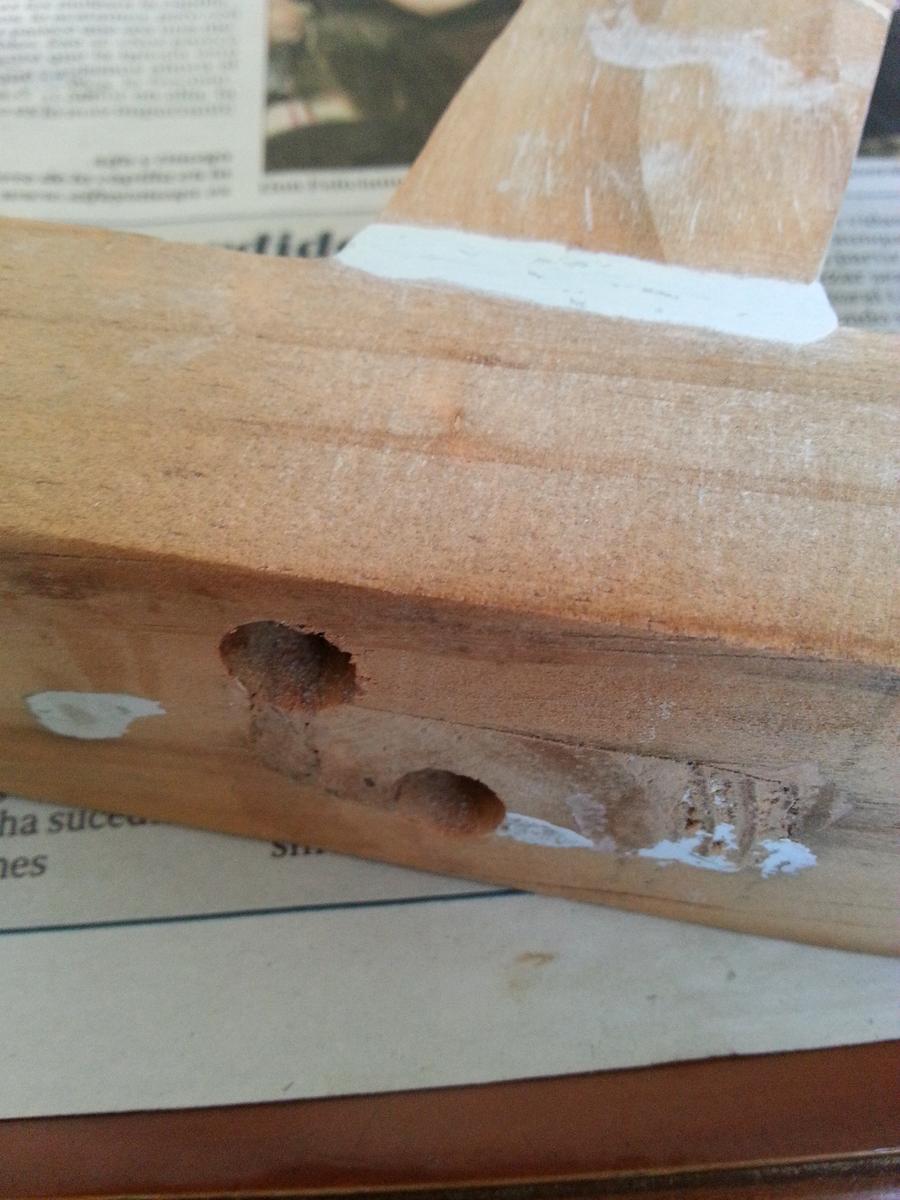 Restauración taburete de madera