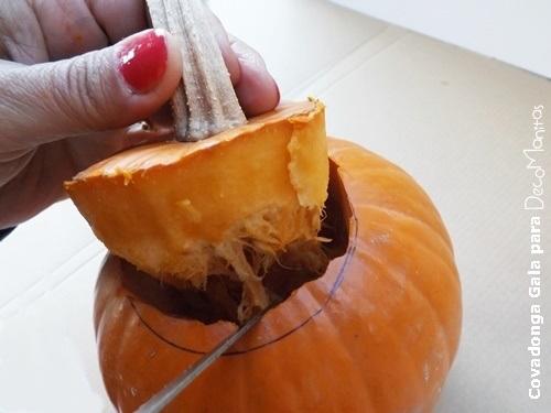 Centros de mesa originales con calabazas decoradas y latas5