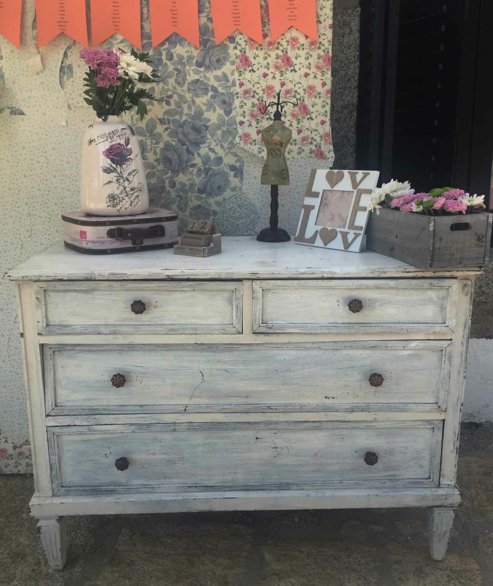 colores-de-boda-decoracion-protocolo-mesas-panel-papel-vintage