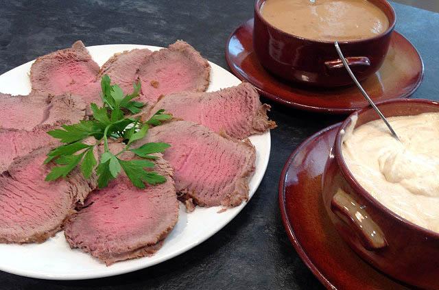 Redondo de Ternera a las dos Salsas03