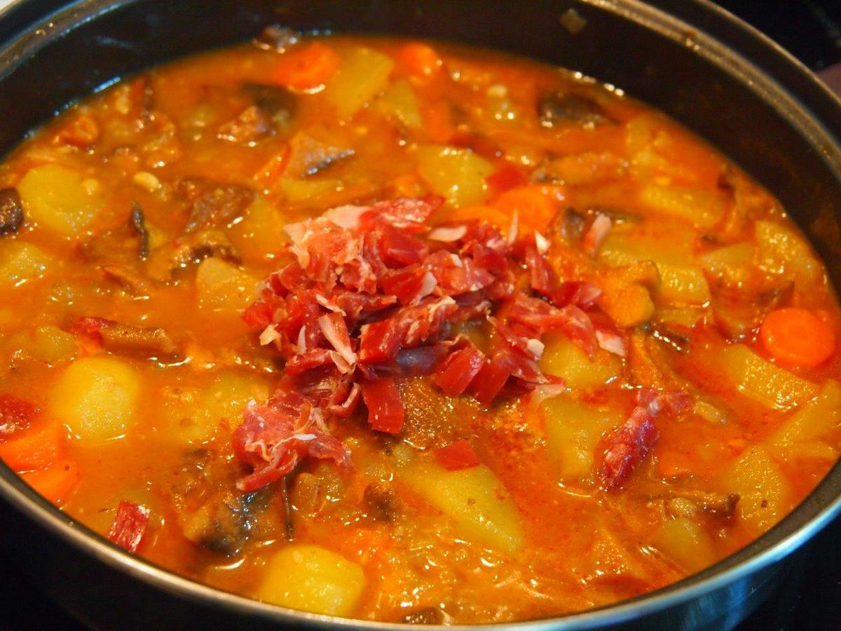 Níscalos estofados patatas