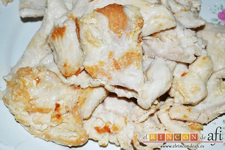Pollo a la jardinera, dorar, sacarlas del caldero y reservar