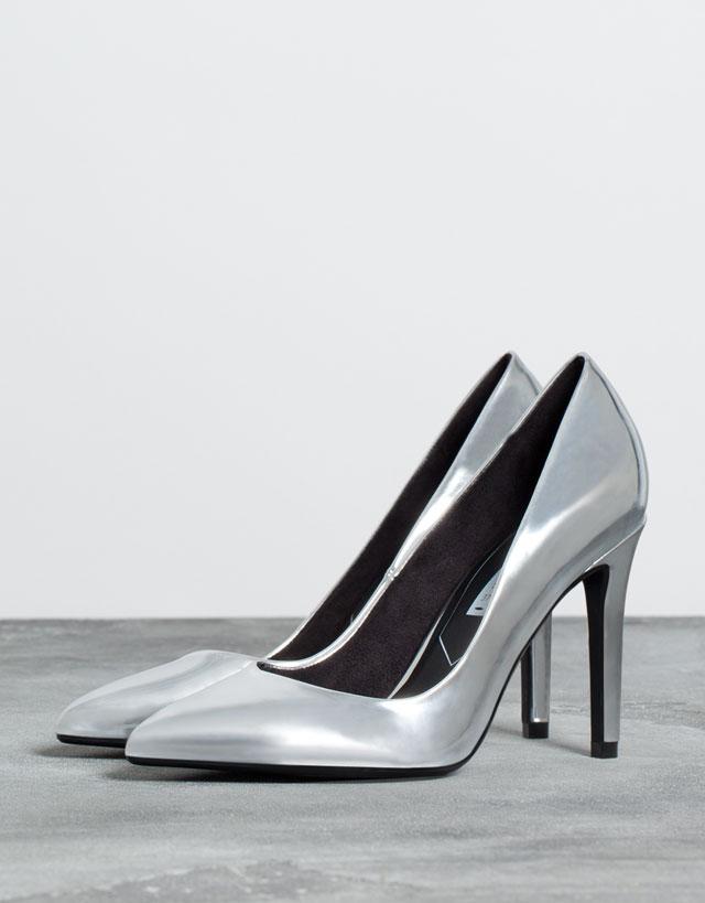 zapatos grandes plateados