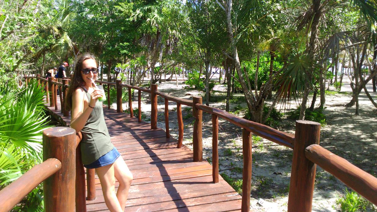 de-camino-a-la-playa-riviera-maya