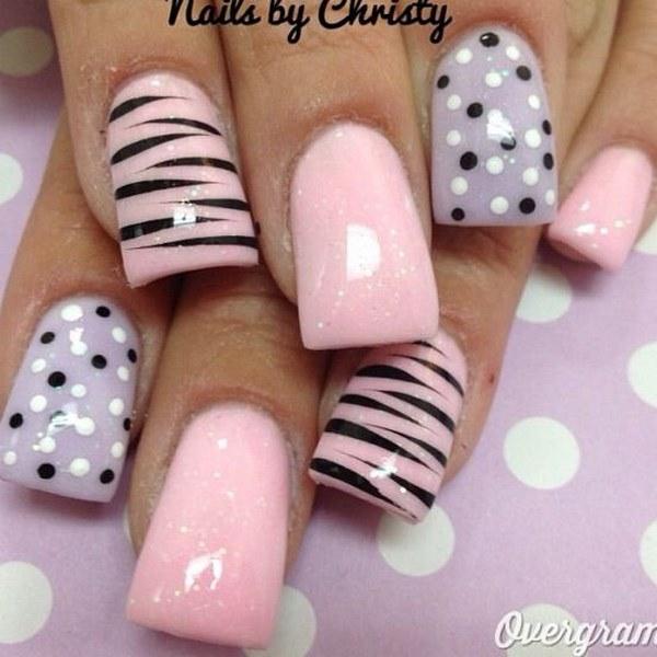 uñas esculpidas con puntos