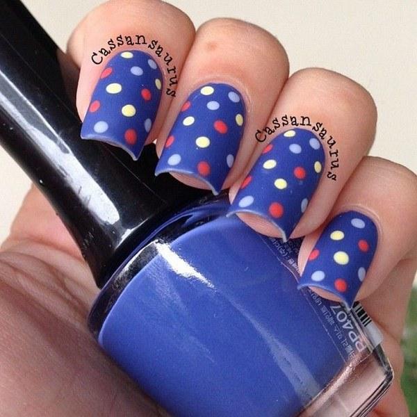 uñas acrilicas con puntos