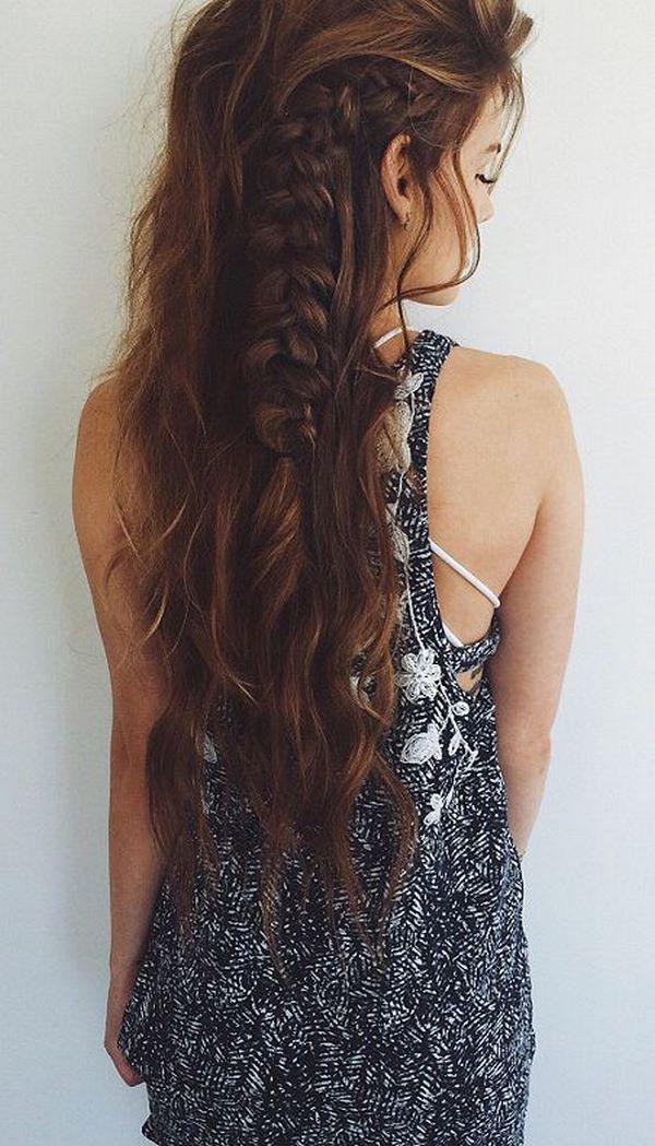 cabello largo con coleta trenzada y extensiones