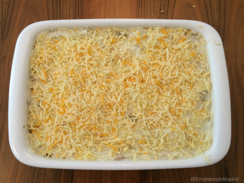 Puedes elegir poner queso y pan rallado al gratinado