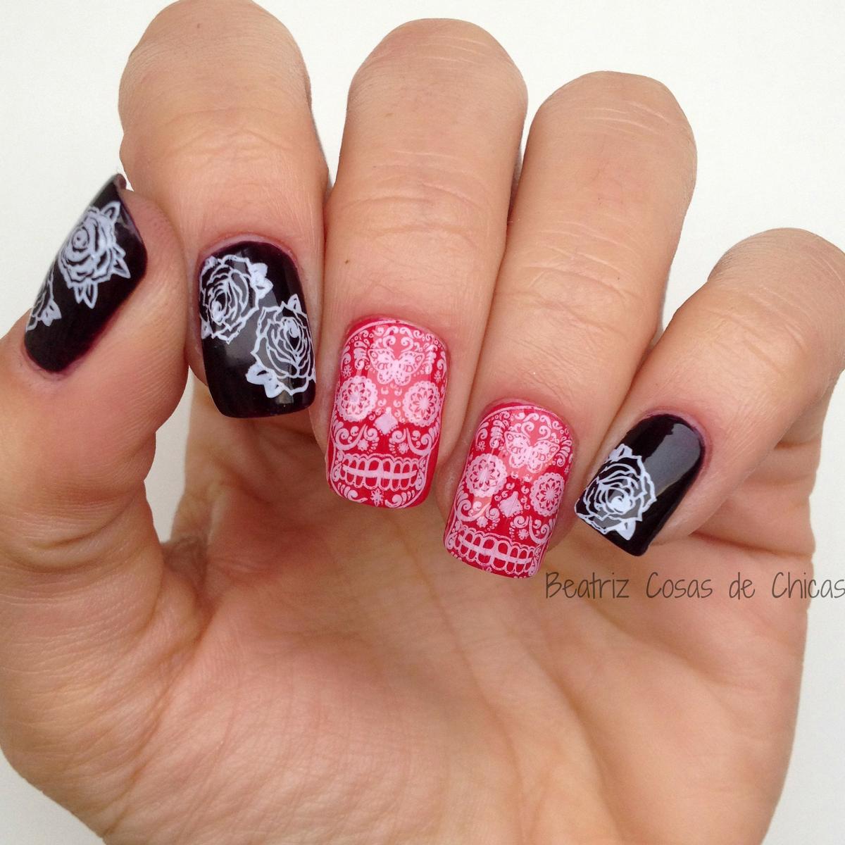 Esmaltes de Astor y Placa Sugar Skulls de Uberchicbeauty.3