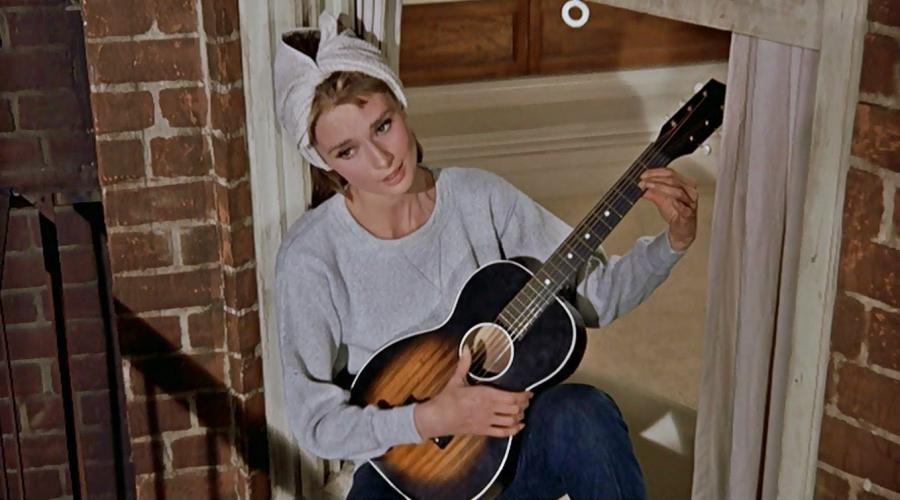 paula casielles cine A2 livelove-polly